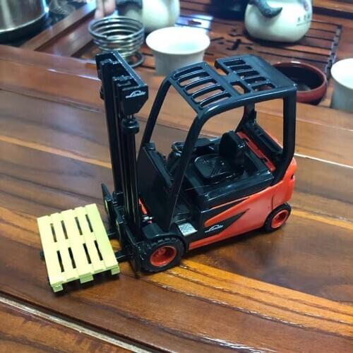 Diecast 1/25 Alloy Car truck Model Toy Linde Electric Counter balanced Forklift Construction Machinery Decoration Scene Gift