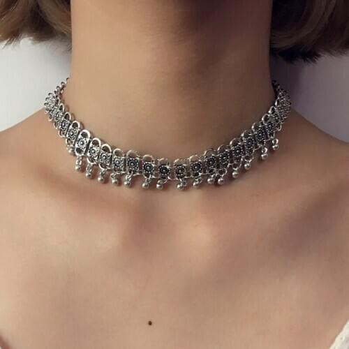 New Antique Silver Plated Short Chokers Necklaces Vintage Metal Charm Clavicle Necklace for Women Retro Necklaces & Pendants