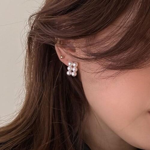Light Pearl Beads Stud Earrings For Women Fashion Jewelry Elegant Piercing Womens Earring Korean Fashion Ear Jewellery