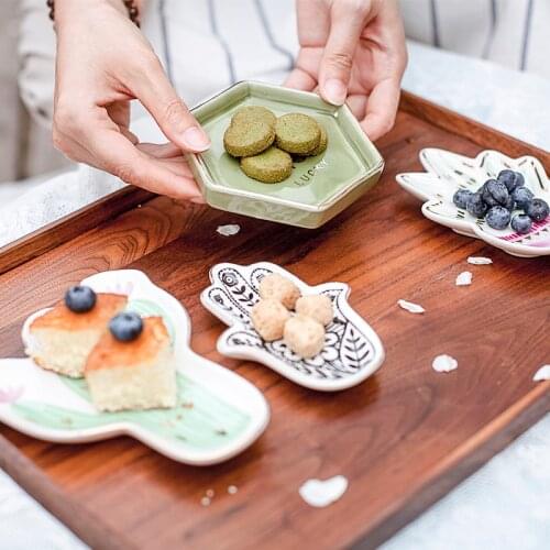 SDGRP Decorative Plates