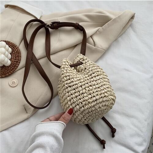 2020 popular new trendy small bag fashion straw bag casual wild small fresh ins messenger bag net red bucket bag female