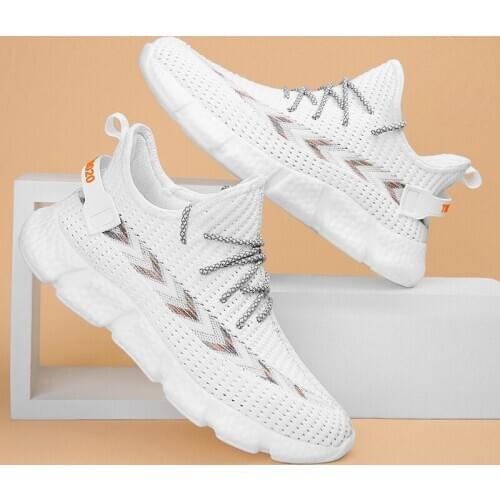 Men‘s Running Shoes Fashional Casual Sneakers For Adults Breathable Flying Weaving Mesh Lightweight Lace-Up Shoes Outdoor