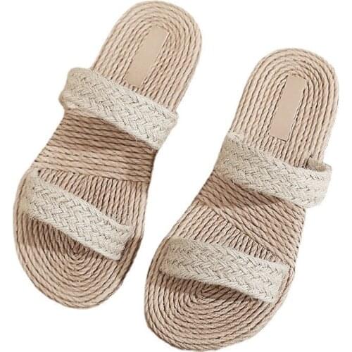 Summer new style imitation straw 2021 womens flip flops fashion simple flat shoes wear beach casual sandals and slippers