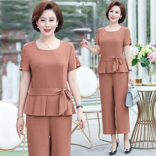 Womens Tracksuit Sets 2021 Spring Summer Fashion Short Sleeve Tops And Pants 2 Piece Set Middle-aged Mother sportswear Suit