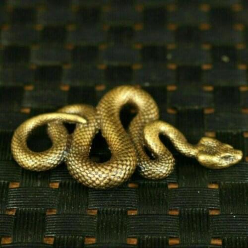 Lovely Chinese old copper hand cast snake statue Pendant Netsuke noble gift