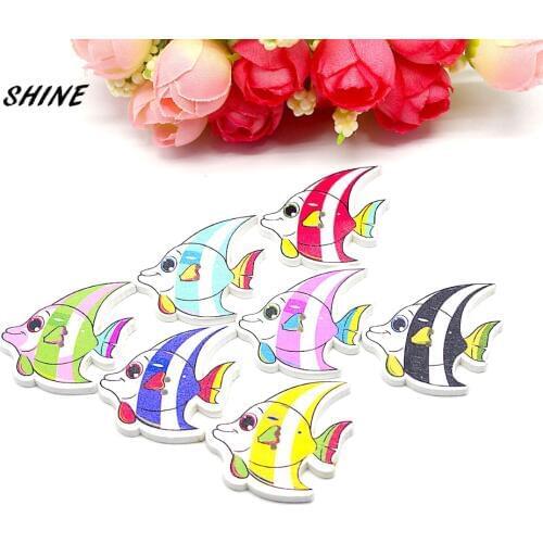 24PCs Wooden Sewing Button Scrapbooking Fish Colorful Mixed Two Holes Cartoon 32 x 30mm Costura Botones Decorate bottoni botoes