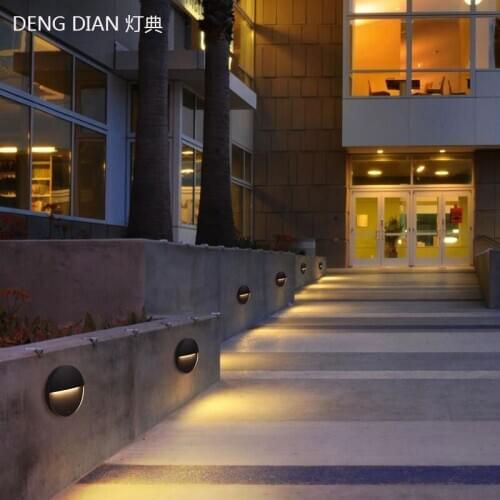 Modern Outdoor Led Step Light Waterproof Stair Fence Wall Lamps Round Black Wall Llight for Pathway Patio Street Garden Yard 220