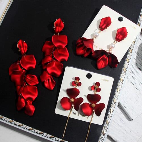 Flatfoosie Red Acrylic Flower Petal Long Drop Earrings For Women Fashion Elegant Simulated Pearl Statement Earrings Girl Jewelry
