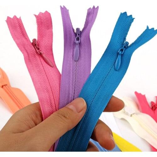 50Pcs/Pack 28cm 35cm 40cm 55cm 60cm 3# Invisible Zipper Nylon Coil Zipper For DIY Handcraft Clothing Sewing Accessories