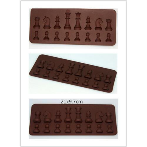 Fashion Hot 15-Cavity Chess Shaped Ice Chocolate Sugar Cake Silicone Mini Cube Tray Chess