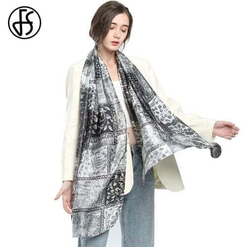 FS 2021 Luxury Brand Designer Silk Scarf Gray Khaki Satin Exotic Cashew Flower Print Stitching Shawl Warm Winter Scarves Foulard