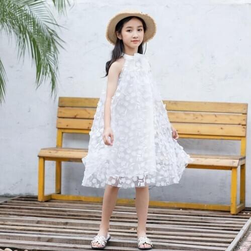 Flower girl dress summer lace mid-school kids halter strapless three-dimensional embroidery childrens clothing