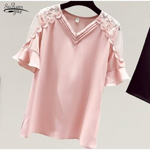Summer New Short Sleeve Chiffon Shirt Female Plus Size White Clothing Korean Loose Vneck Mesh Stitching Lace Blouse Women 14851