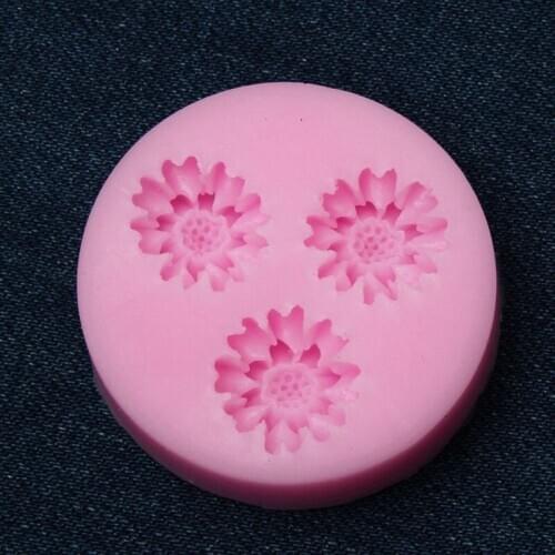DIY Handmade 3 Holes Flowers Silicone Molds Clay Craft Mold Fondant Chocolate Cake Baking Tools