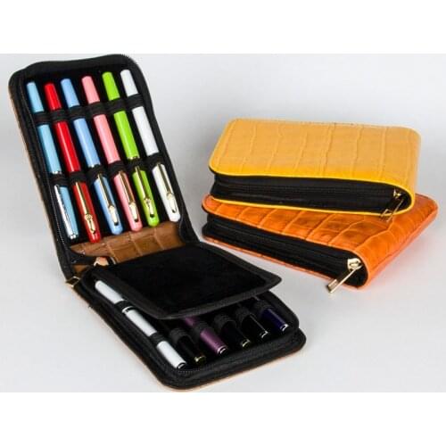 MONTE MOUNT Pencil Cases