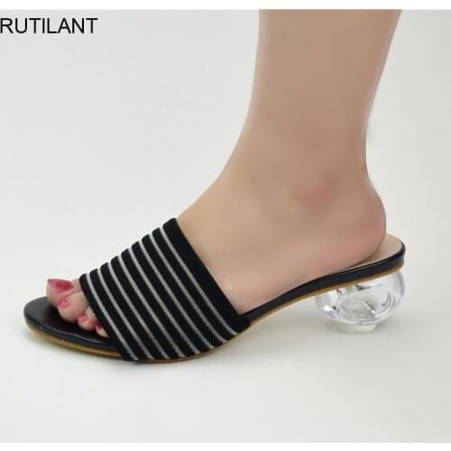 2021 Latest Plus Size Shoes Women Heel Elegant Crystal Shoes Luxury Women Shoes New Fashion Women Party Pumps Closed Toe Heels