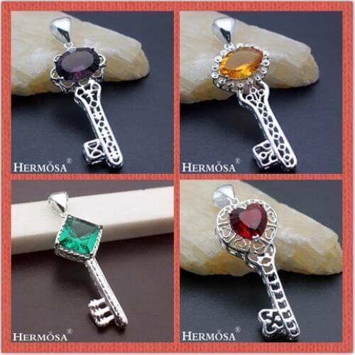 Hermosa Jewelry $15/4Pcs Classic key shape 925 Steling Silver Color Necklace Pendant CX13