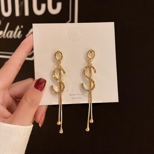 Zeojrlly Metal Trendy Geometric Women Dangle Earrings Korean Letter Earrings S Tassel Elegant Fashion Female Jewelry