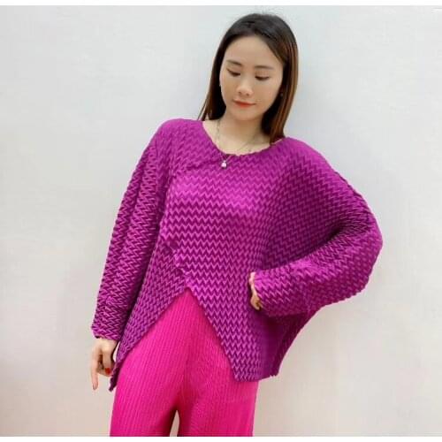 HOT SELLING Miyake Fashion fold pure color long sleeve o-neck irregular T-shirt IN STOCK