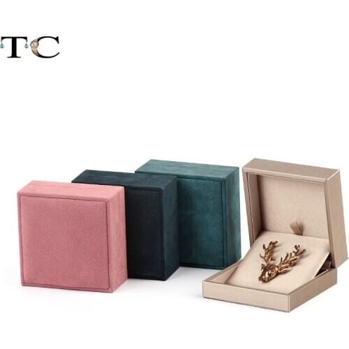 Brooch Box Ring Gift Box Jewelry Packaging Box Accessories Container Brooch Case Jewelry Boxes and Packaging
