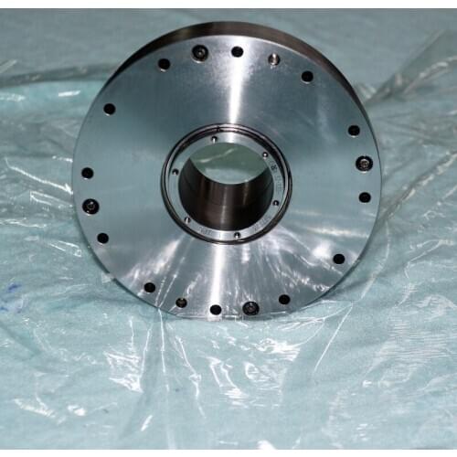 Reducer SHG-32-160 , used in good condition . 80% appearance new , good working , free shipping