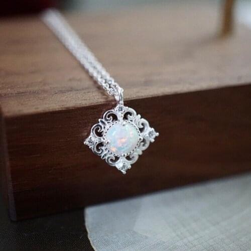 Vintage Female Crystal Heart Pendant Necklace Rose Gold Silver Color Chain Necklace Cute White Opal Wedding Necklaces For Women