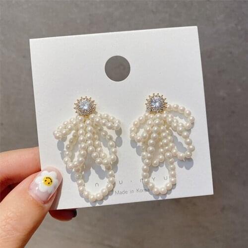 Womens Wedding Party Elegant High-end Analog Pearl Pendant Earrings Korean Fashion Cute Bow-shaped Crystal Jewelry Accessories