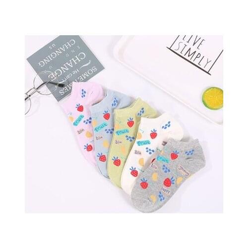 Girls Socks 2021 Summer 5 Pairs Ankle Socks Set Sweet Strawberries Mixed Color Soft Cotton Women Low Cut Socks Pack