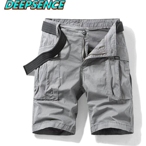 2021 Summer Casual Shorts Men Safari Style Cotton Zipper Pockets Solid Knee Length Streetwear Fashion Cargo Shorts Men