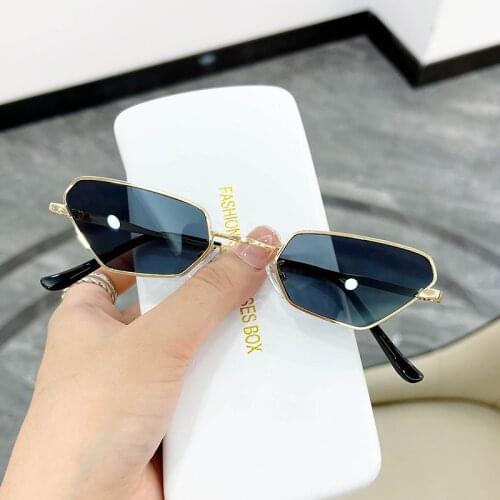 Ins Luxury Cat Eye Sunglasses Women Luxury Brand Designer Vintage Metal Glasses Retro Cat eye Sun glasses Female Eyewear UV400