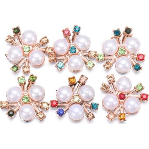 New Hot Sale Flower Shaped Pearl Rhinestone Alloy Buttons Crystal Hairpins Headwear Clip Sparkling Apparel Sewing DIY Craft