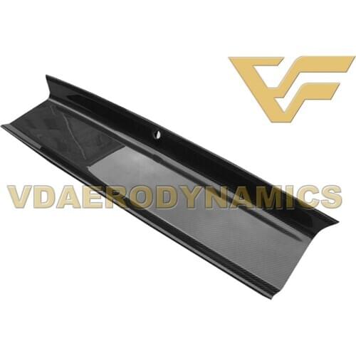 Suitable For 15-17 Ford Mustang VAD Carbon Fiber Trunk Middle Panel Frame Trim Cover