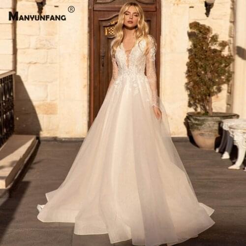 High-End O-Neck Chapel Train Embroidery Appliques Tulle Bridal Ball Gown Elegant Full Sleeve Button Back Wedding Dress 2021