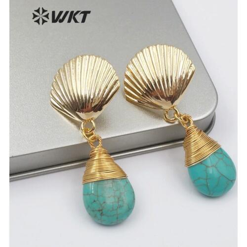WT-E509 Natural Turquoises Earring Scallop Shell Shape Metal Post Stud Howlite Stone In Teardrop Shape With Brass Wire Capped