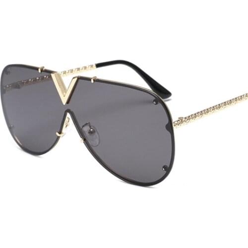 Fashion Oversized Women Sunglasses Luxury Brand Men V-Shape Sun Glasses Pilot Retro One-Piece Goggles Shades Eyewear UV400