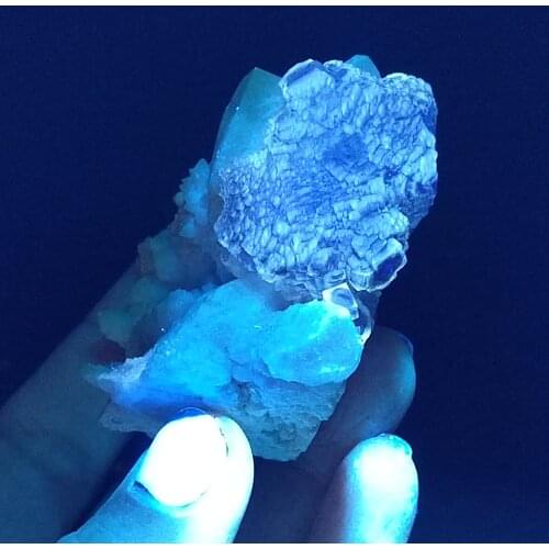 Natural blue fluorescent sky eye, ladder purple heart fluorite and crystal point symbiotic mineral home repair decoration