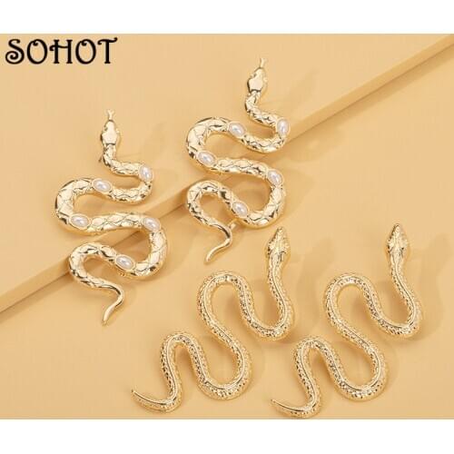 SOHOT European Popular Wholesale Cute Animal Snake Shape Women Stud Earrings Irregular Alloy Gold Color Female Punk Jewelry Gift