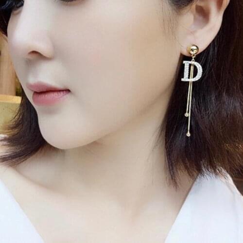 2021 Luxury Brand Long Chain Shining Rhinestone Letter D Hanging Earrings For Women Crystal Big Dangle Earring Womens Jewelry