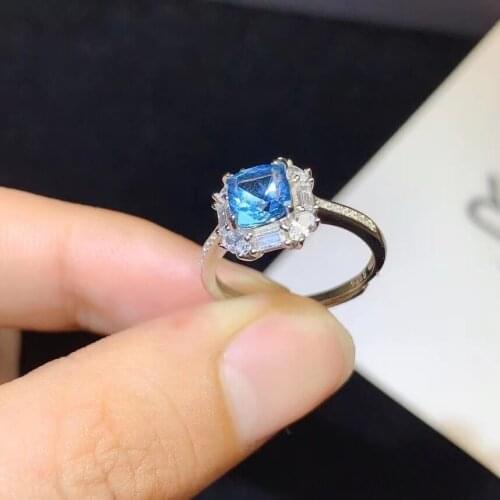 Fashion Silver Topaz Ring for Engagement 6mm Natural Light Blue Topaz Silver Ring 925 Silver Topaz Jewelry Gift for Girl