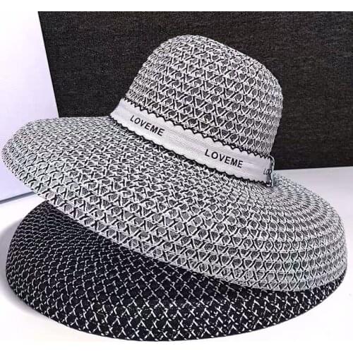Elegant Retro Round Top Big Straw Hat Ladies Sun Hats Travel Holiday Visor Caps Vintage Women Beach Hat Black White LOVE Letter