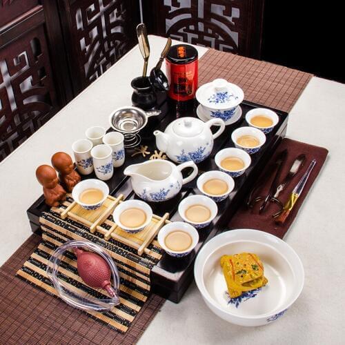 Blue and white ceramic Kung Fu tea set set of double wooden tray ceramic factory wholesale one generation
