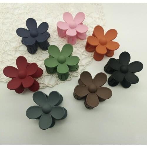 1pc Fashion Korean Hair Claws Women Candy Color Hair Crab Clamp Hairdress Solid Hairpins Flower Shaped Hair Accessories Headwear