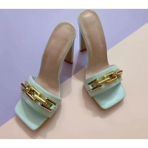 2021 Summer Elegant Womens Slippers Fashion New Metal Chain Decoration High Heels Mules Slides Pumps Square Toe Ladies Shoes