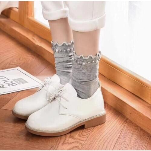 Women Solid Cotton Crew Socks Girls Lace Ruffles with Beads and Pearls Ankle Socks Winter Warm Pink Grey Long Socks 5 Pairs/lot