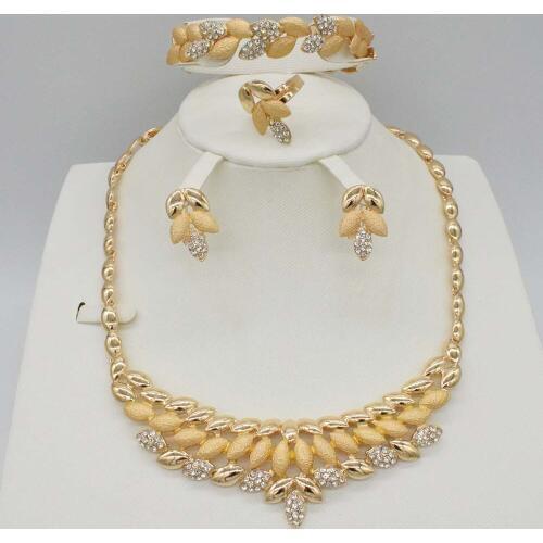 Dubai gold New Fashion jewelry set African beads jewelry for women Necklace Earring wedding set Ring for women indian jewelry