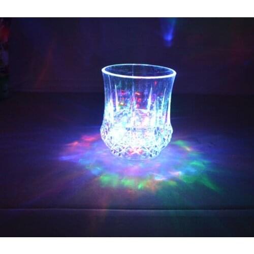 Free shipping 24pcs/lot 7OZ Automatic LED Flashing Cup Mug Bar Water Sensor Light Color Restaurant Party
