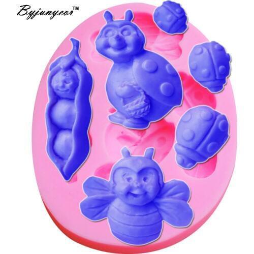 Byjunyeor M417 Bee and Ladybug Epoxy UV Resin 3D Silicone Mold Cookware Cake Decorating Tools 10.1*7.5*1.3cm