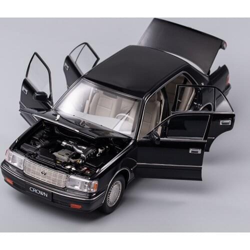 KengFai 1:18 Toyota Crown 155 Classic Collector Edition Metal Diecast Model Car Toy Gift