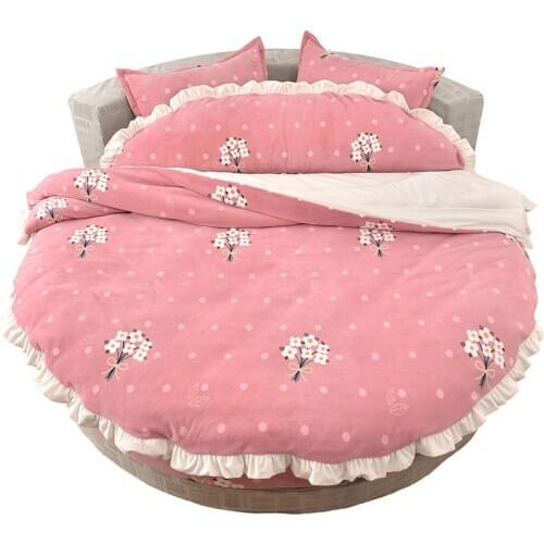 4 PCS Baby velvet Round Bed sets Pillowcase Duvet Cover Lace Edge Pillowcase Embroidery Flannel Quilt Cover