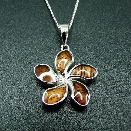 Beautiful Hot Selling 925 Sterling Silver Wood Plumeria Flower Pendant Necklace For Gift
